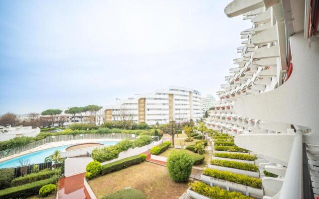 SUN7 STUDIO -FACE PLAGE- WIFI-PARKING -PISCINE - CoHôteConciergerieLaGrandeMotte