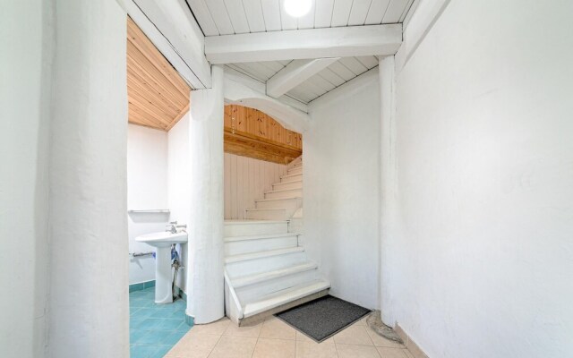 Ganghwa Izba Pension