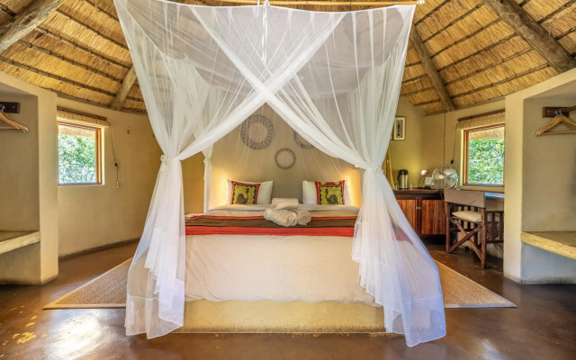 Umlani Bushcamp - Lodge