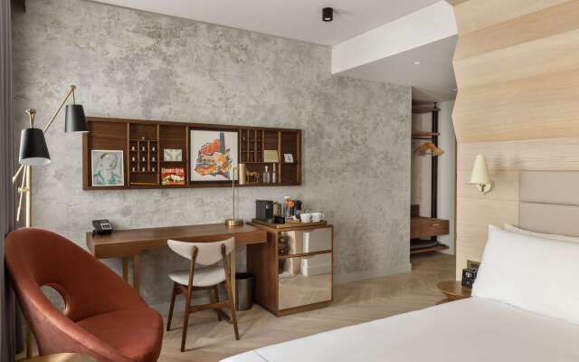 Canopy by Hilton London City