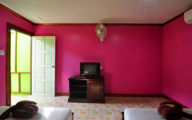 Phi Phi Sand Sea House