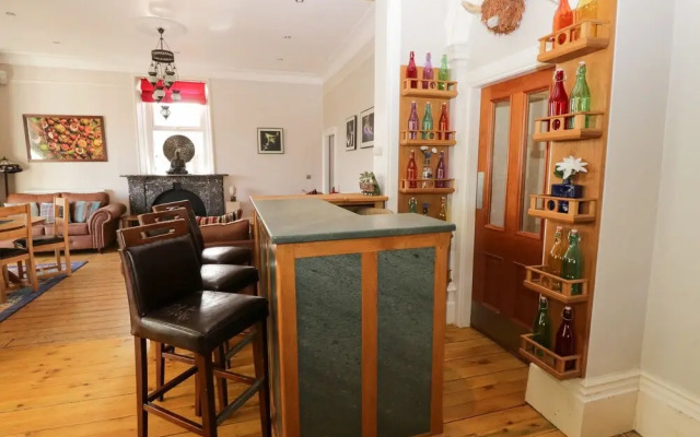 Eden Lodge
