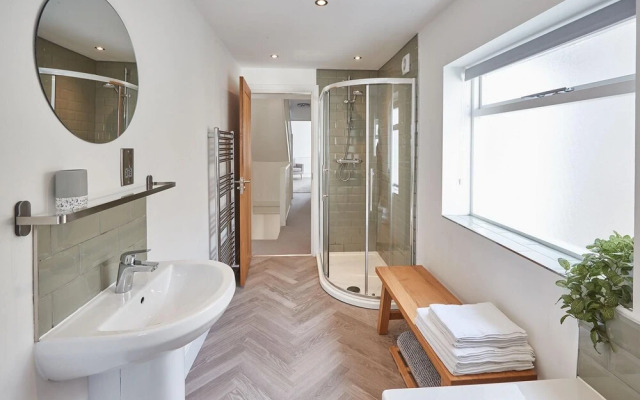 Host Stay Apartment 2 High Street