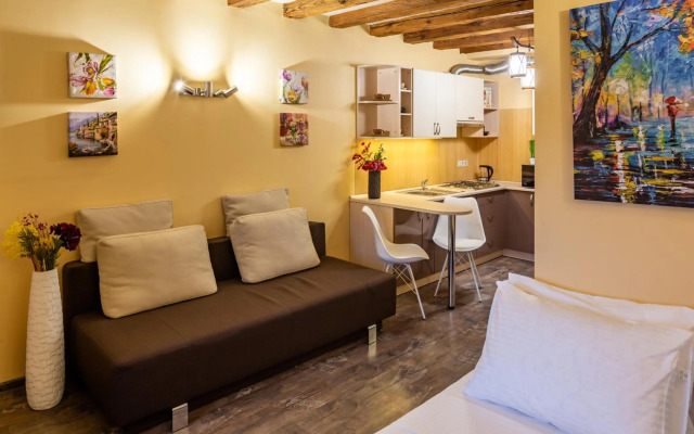 Alfa Apartments Rynok Square 18