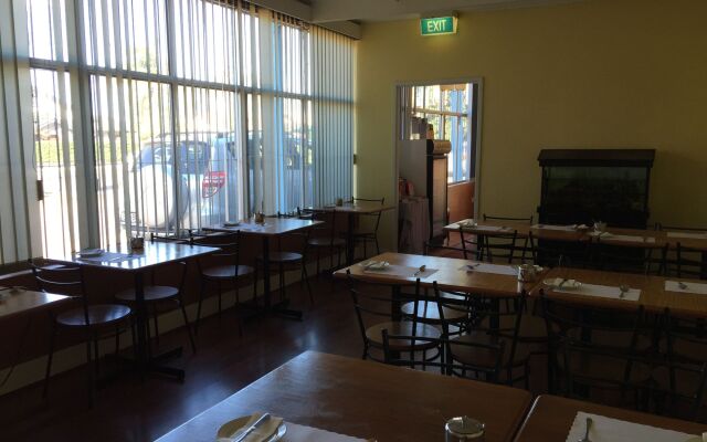 Ashfield Motor Inn