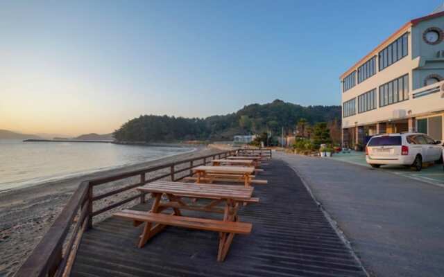 Tongyeong Wooribada Pension