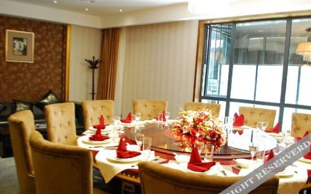 Yueju Hotel (Wuhan Xudong Friendship Avenue, Pin MAO Shop)