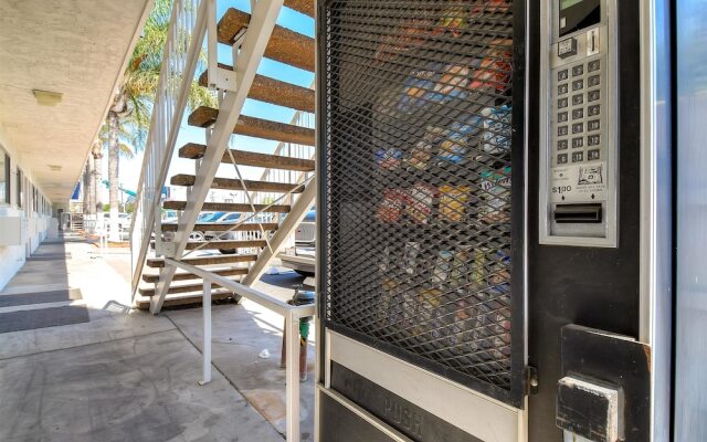 Motel 6 Los Angeles - Harbor City