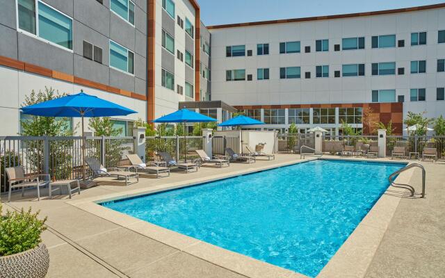 Element Dallas Las Colinas