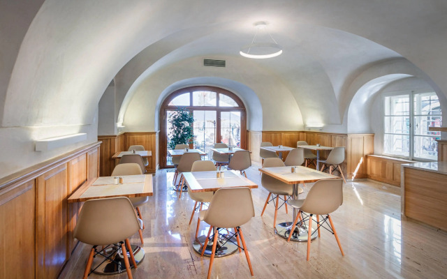Hotel Golden Star