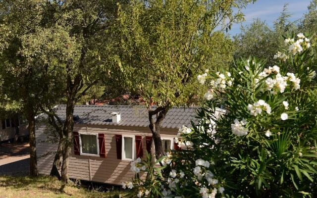 Domaine Résidentiel de Plein Air Odalys La Pinède