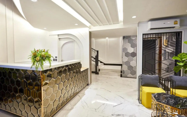 Chezzotel Pattaya