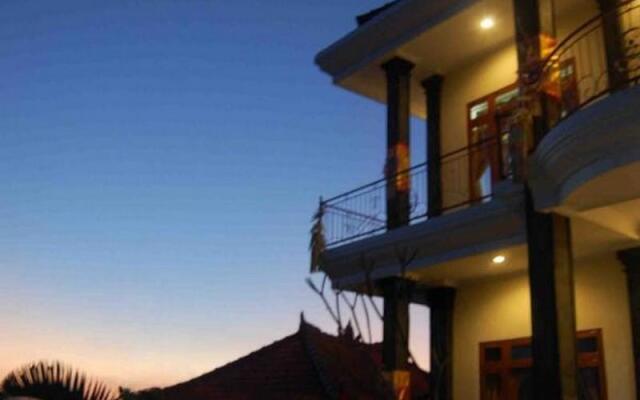 Aditya Homestay Munduk