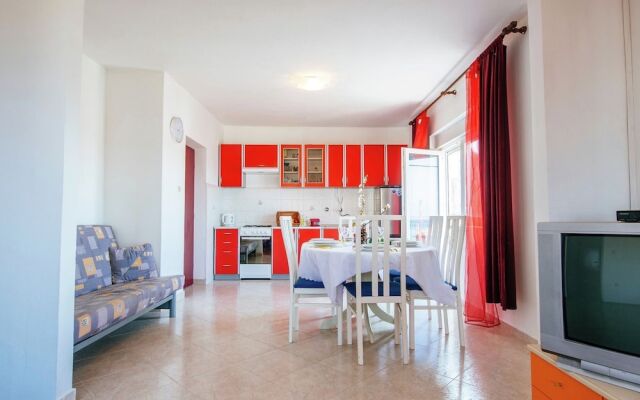 Spacious Apartment With sea View Balcony 150 Meters far From Nice Sandy Beach