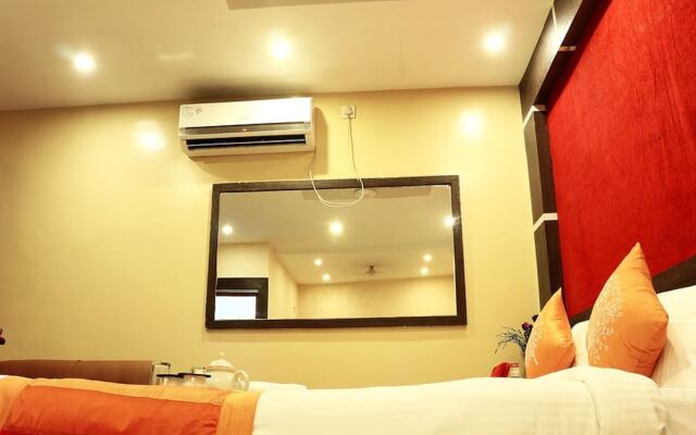OYO 1058 Hotel Royal Garden