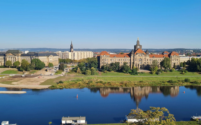 Hotel Am Terrassenufer