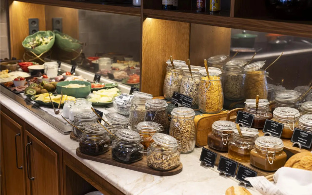 Via Sants Hotel Barcelona, Tapestry Collection by Hilton