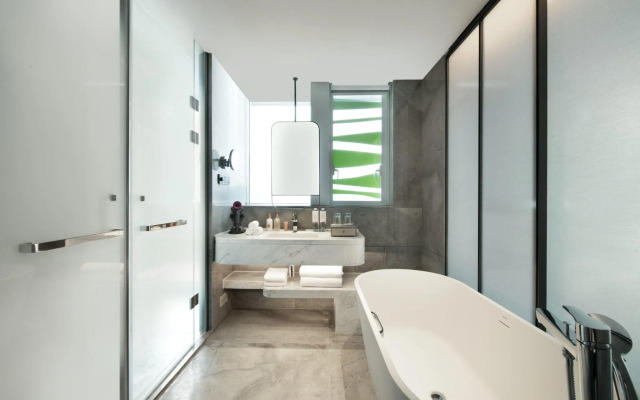 Crowne Plaza Wuhan Optics Valley by IHG