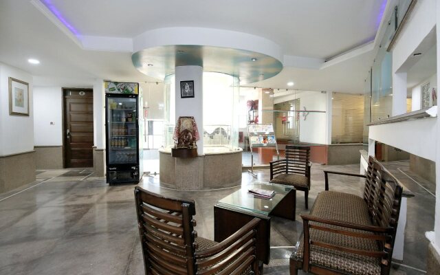 OYO 1496 Hotel Sky 5