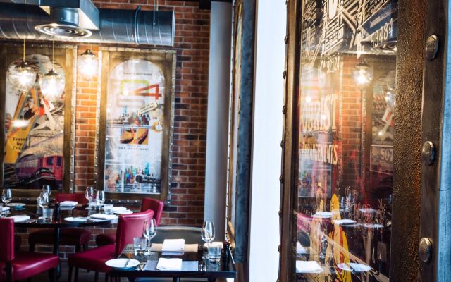 Malmaison Reading