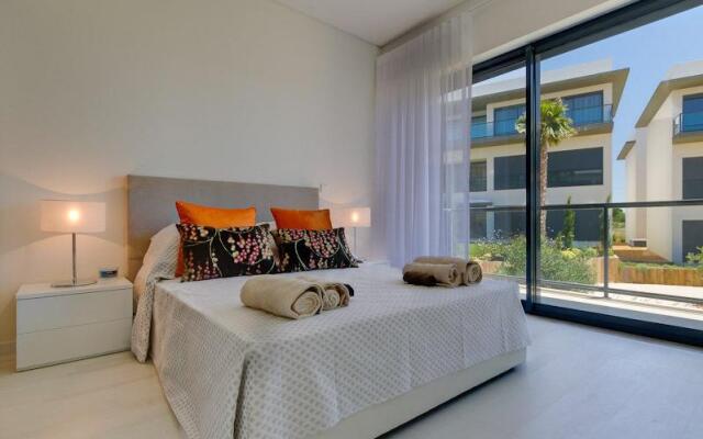 Cavalo Preto Beach Apartments