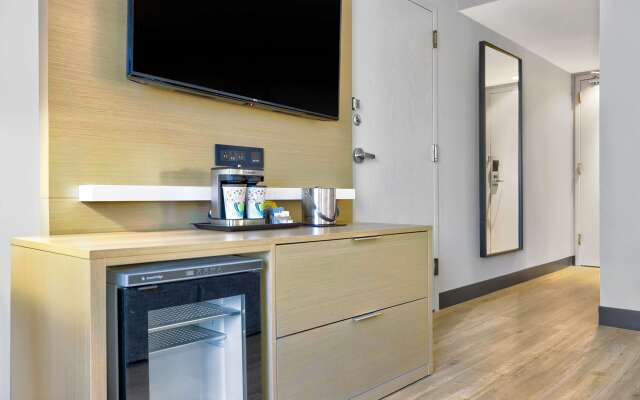 DoubleTree by Hilton Davenport