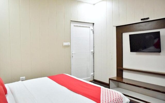 Hotel Vakratunda