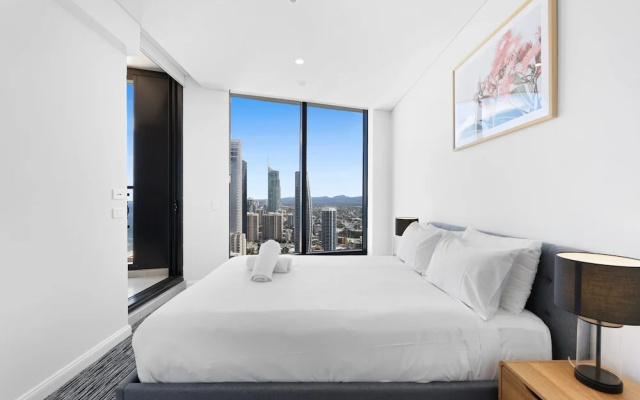 Luxe Oceanfront 1-bed High Rise With Pool & Gym – Guest Rooms – Gold Coast