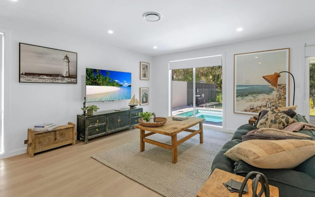 MANZI, Jervis Bay