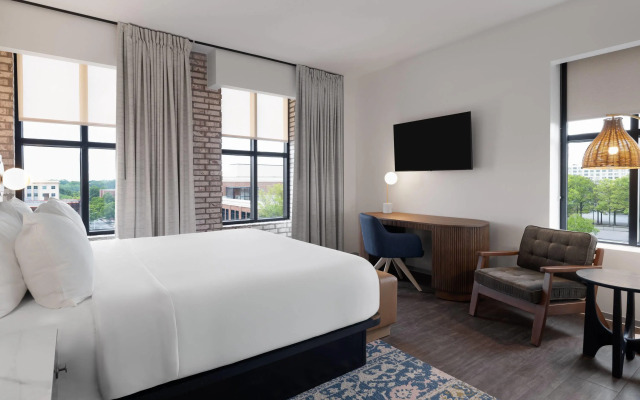 Origin Atlanta, a Wyndham Hotel