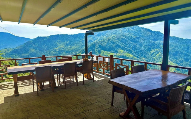 Celazeni̇ Bungalov