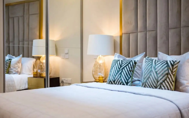 Marble Arch Suite 2-hosted by Sweetstay