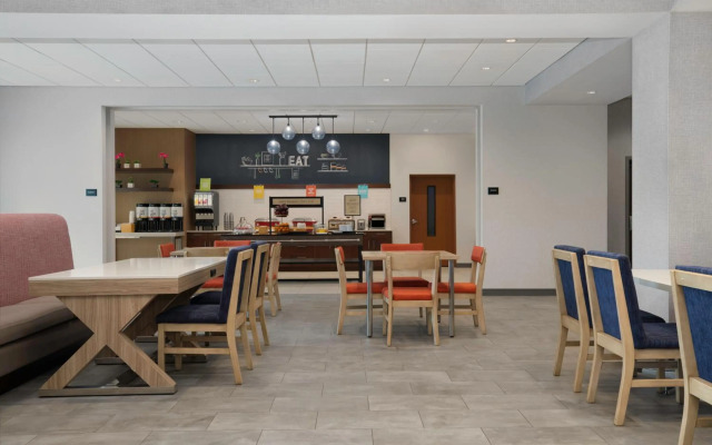 Hampton Inn By Hilton Cornwall