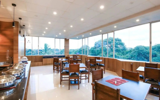 The Dawn Hotel by OYO Rooms