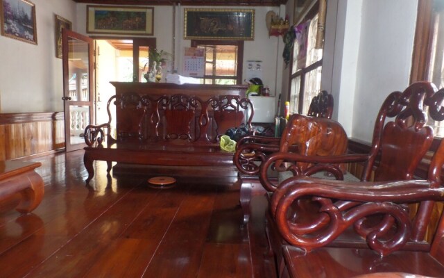 Inthasak Guesthouse