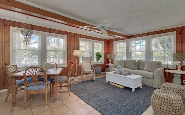 Carolina Blvd - 103 Carolina Boulevard