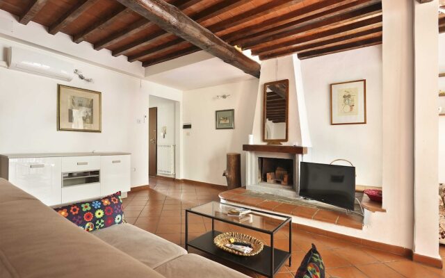 Short-let Florence Apartment Parione