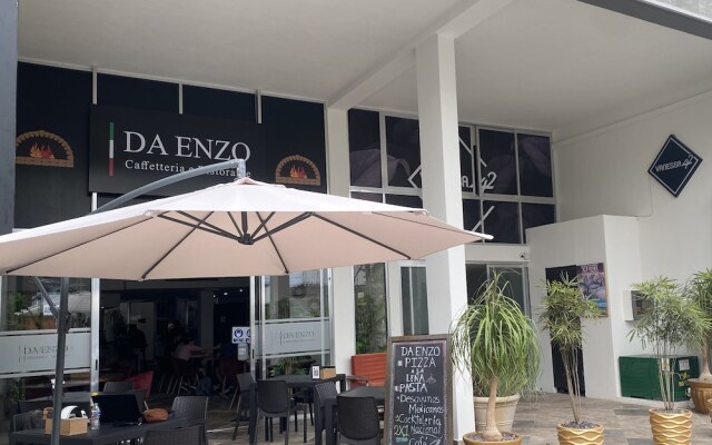 VANESSA 42 Suites - 5Th. Ave