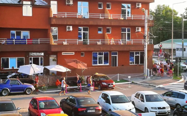 Hostel Max