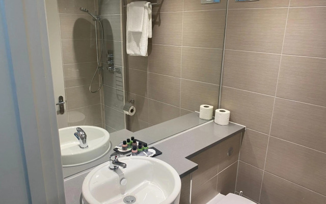 Best Western Premier Heronston Hotel & Spa