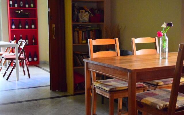 El Baobab Hostel