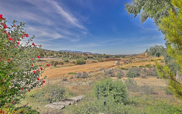 Spacious & Private Wine Country Villa w/ View