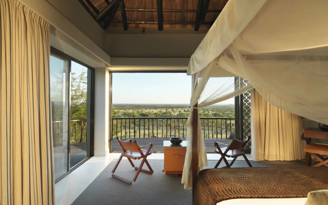 Отель Four Seasons Safari Lodge Serengeti