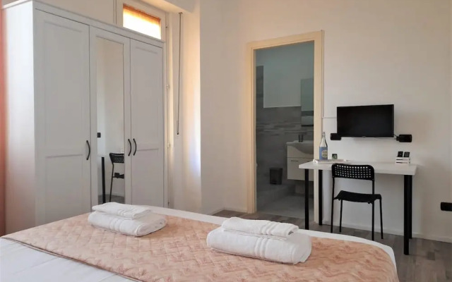 Iris Rooms