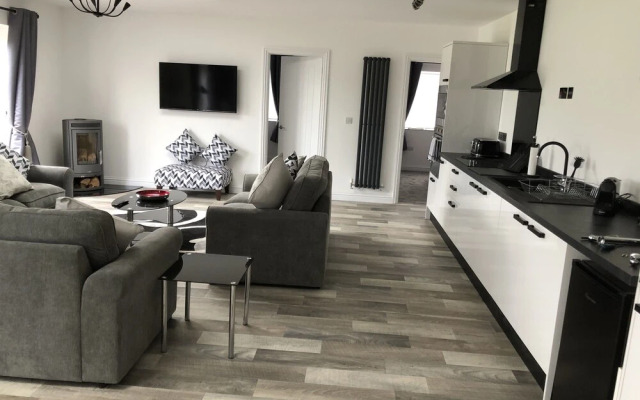 Barn Cottages Iscoyd