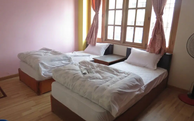 Hotel Om