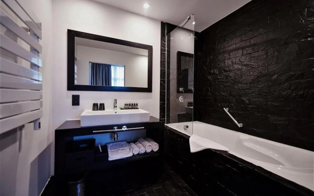 YOOMA Urban Lodge