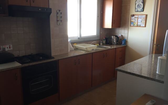 Beautiful Spacious 2-bed Apartment in Xylofagou