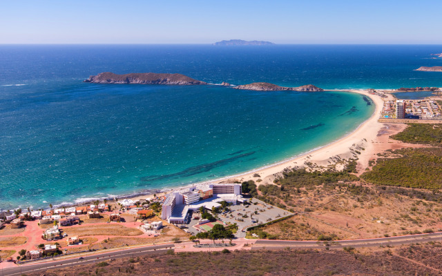 San Carlos Plaza Hotel, Beach & Convention Center