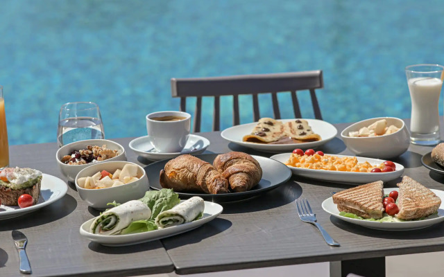 Naxos Finest Hotel & Villas